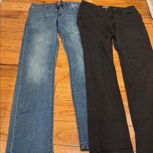 2 pairs of men’s DL 1961 jeans. Size 29x34. Worn a few times.